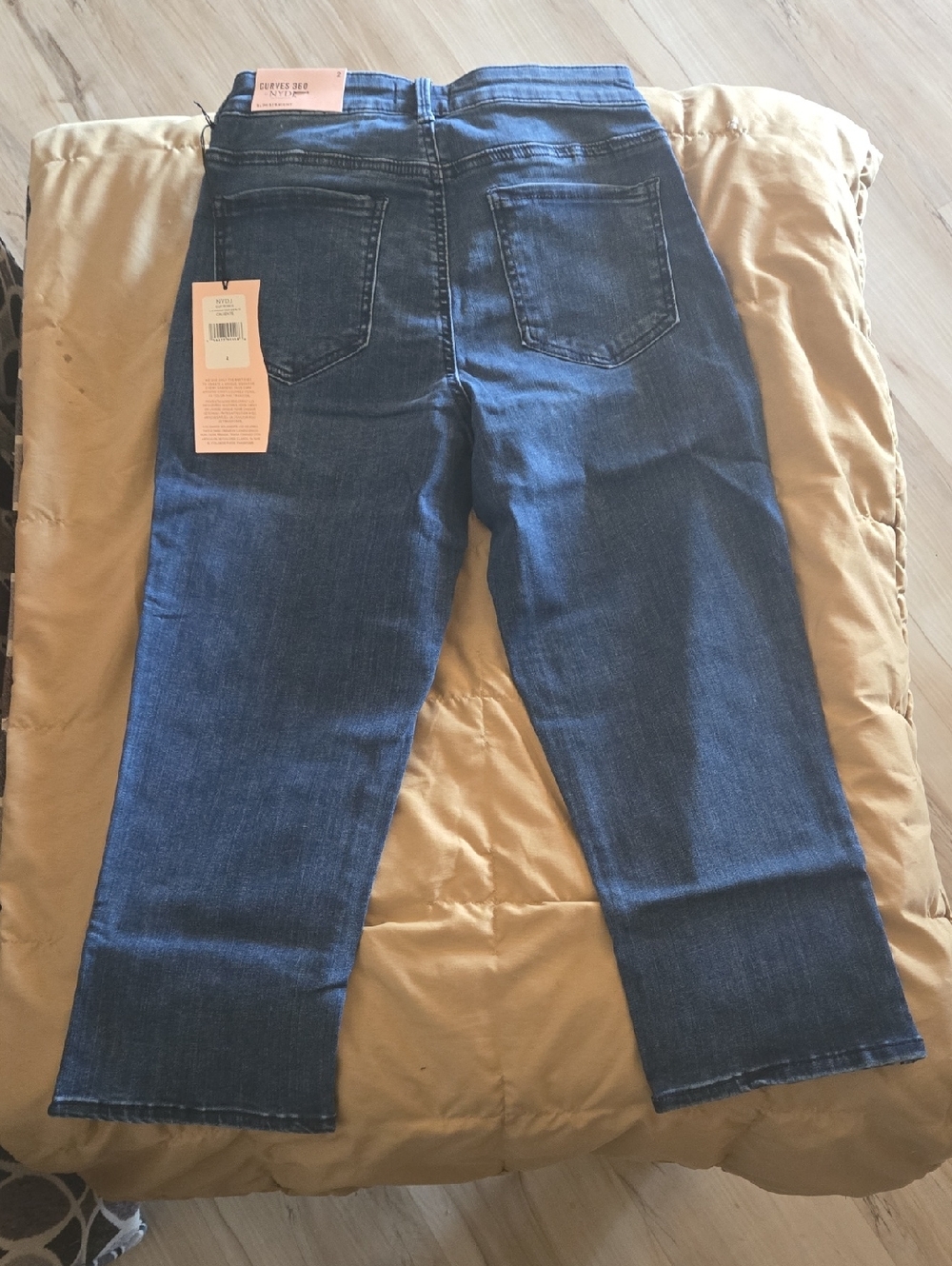 NYDJ Curves 360 Dark Blue Jean Capris